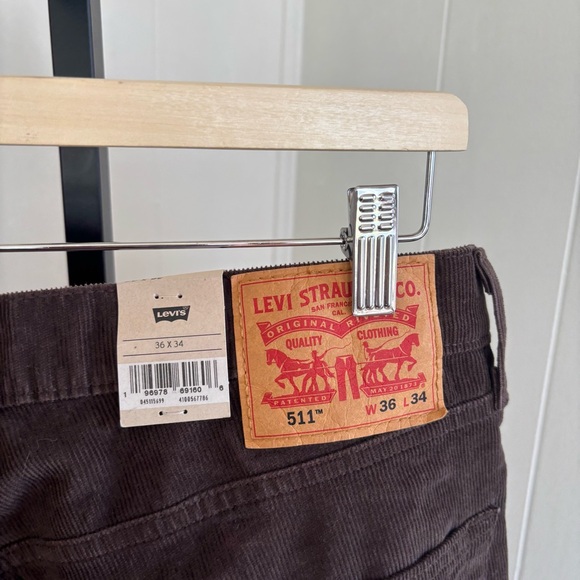 Levi’s 511 Slim Fit Corduroy Pants Brown Men’s 36x34 NWT Classic Modern Casual - Picture 1 of 10